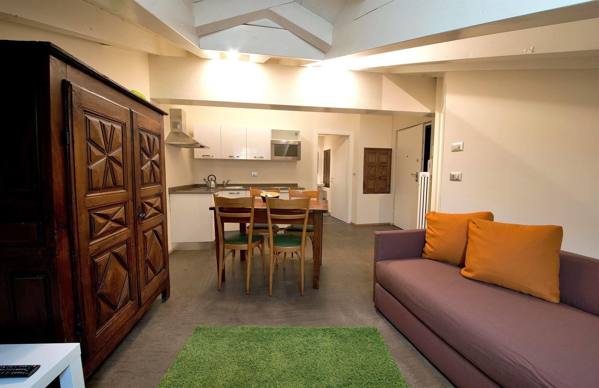 Apartements Coeur De Ville Аоста Екстериор снимка